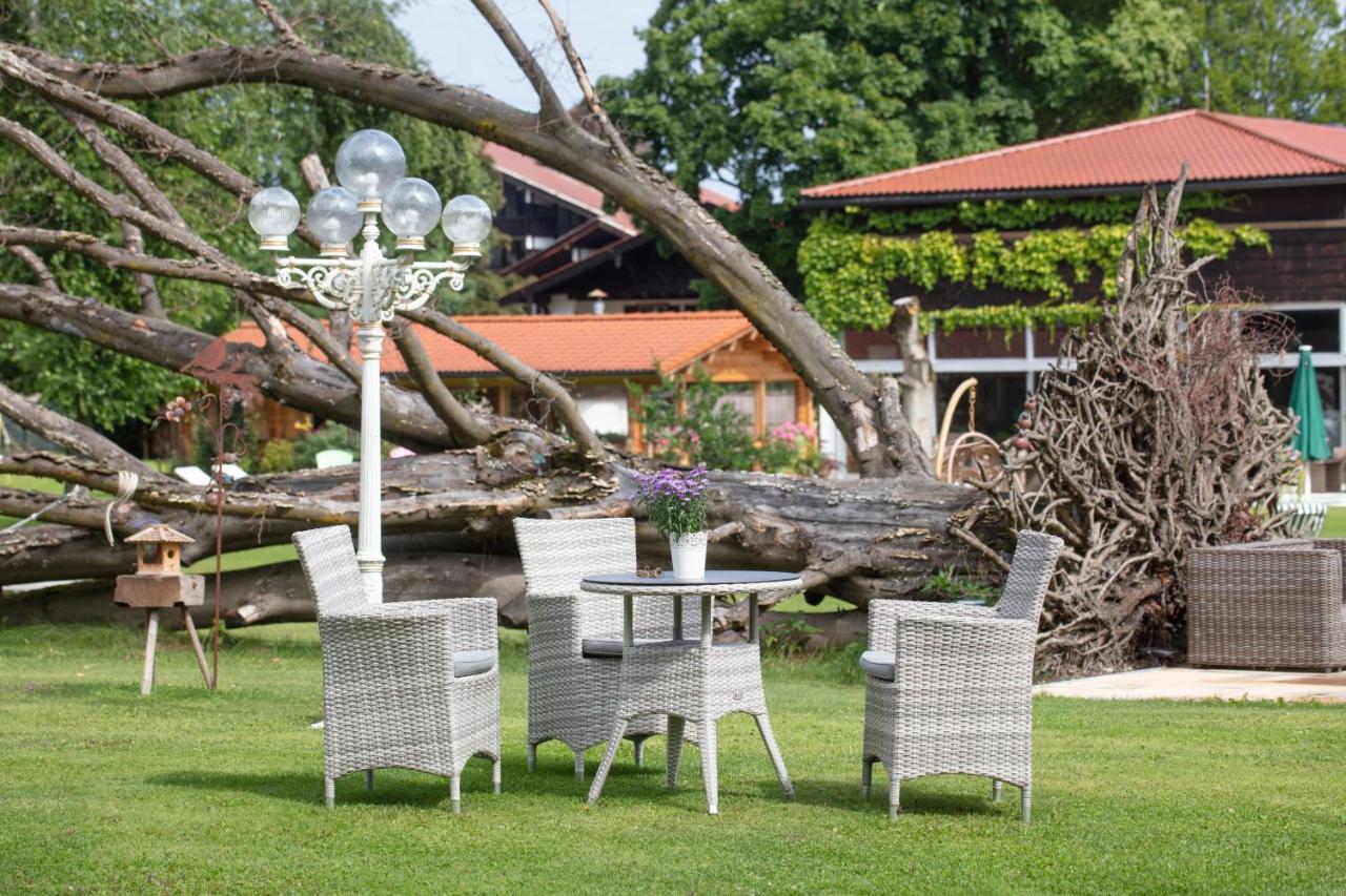 ホテル Adolphine Garden Rotta エクステリア 写真